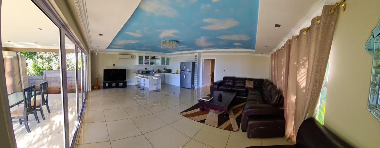 Illovo Beach House Amanzimtoti Exterior foto